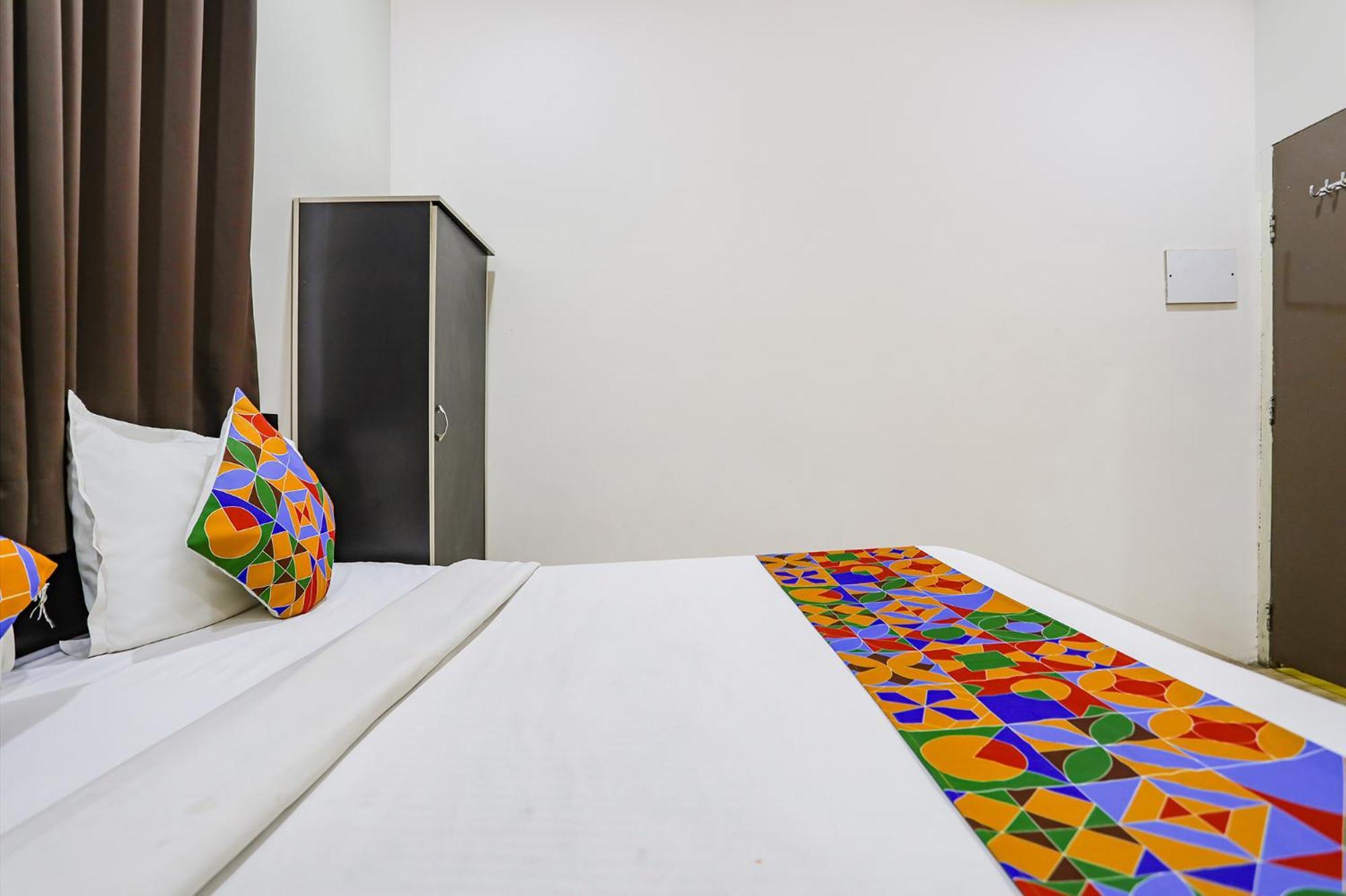 Fabhotel New Shraddha Inn - Nr Airport Colony Nágpur Kültér fotó